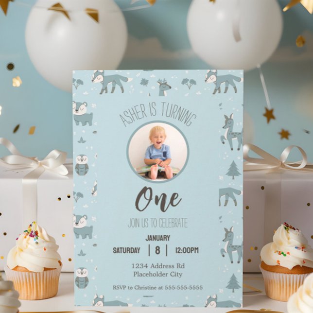 Blue Sleepy Little Woodland Critters Geburtstag Einladung (Von Creator hochgeladen)