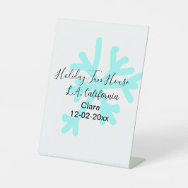 Blue snowflakes holiday camping house place date sockelschild