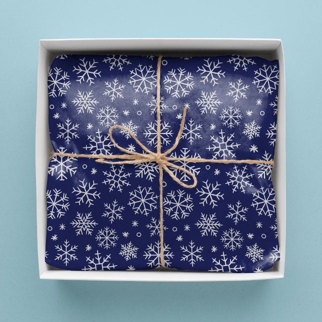Blue Snowflakes Weihnachtsmuster Seidenpapier (Von Creator hochgeladen)