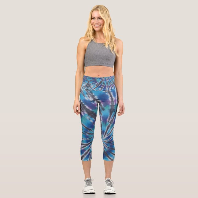 Blue Spiral Gefärbte Krawatte Capri Leggings (Vorderseite)