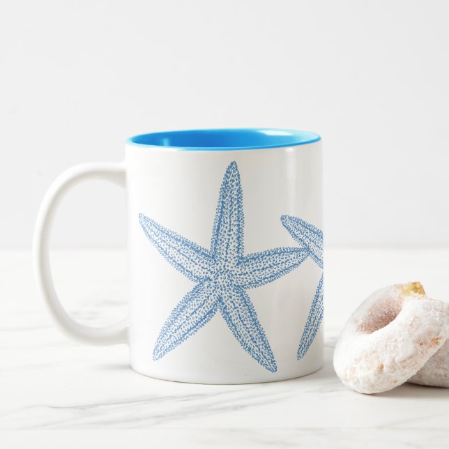 BLUE STARFISH ILLUSTRATION ZWEIFARBIGE TASSE (Mit Donut)