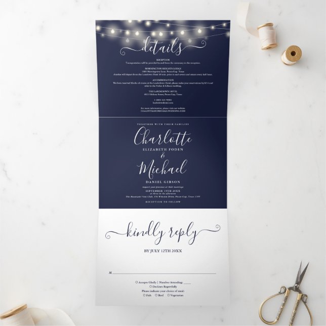 Blue String Lights Script Monogram Wedding Dreifach Gefaltete Einladung (Innenseite)
