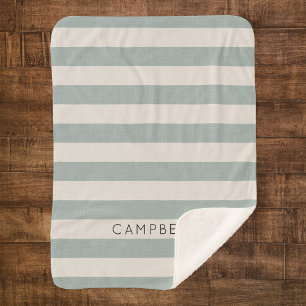 Blue Stripes Name Monogram   Modernes Bauernhaus Sherpadecke