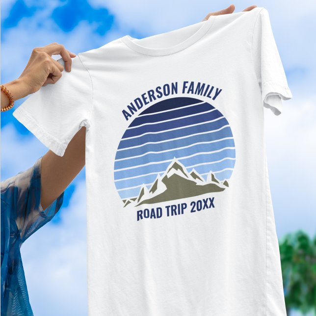 Blue Sunset Mountain Custom Family Wiedersehen Tri Tri-Blend Shirt (Von Creator hochgeladen)