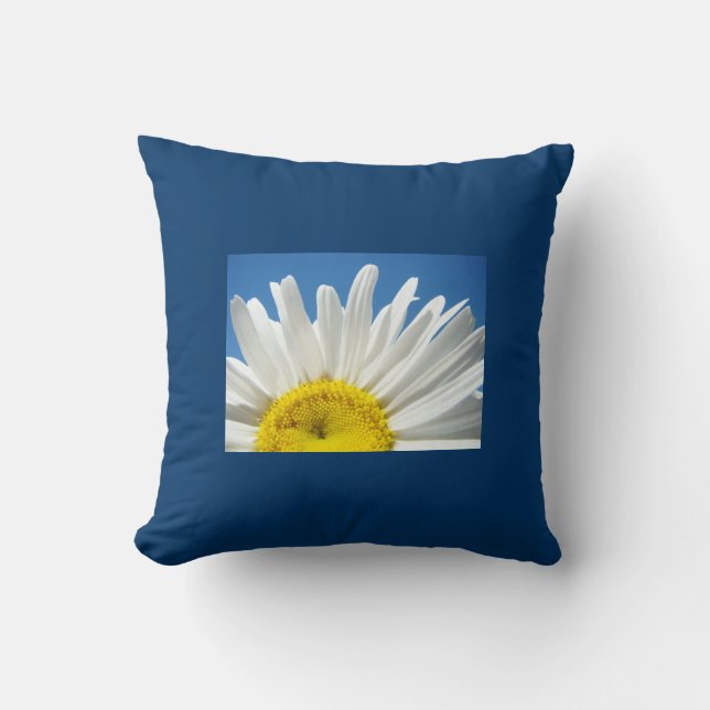 Blue Throw Pillow White Daisy Blume Blue Sky Kissen (Vorderseite)