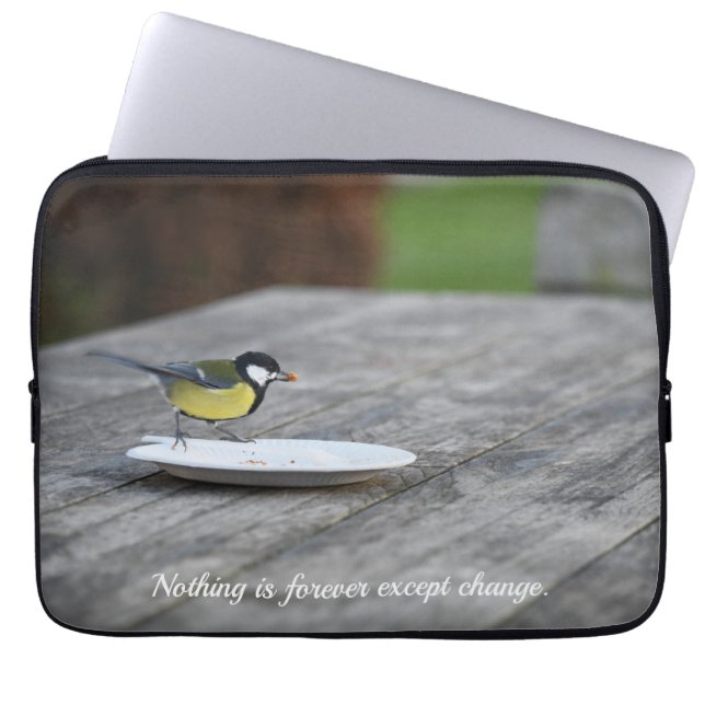Blue Tit Fütternd Kuchenplatte mit Zitat Laptopschutzhülle (Vorderseite)