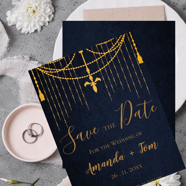 Blue Traditional Gold Twirls Hübsch Luxus Hochzeit Ankündigungspostkarte (Blue Traditional Gold Twirls Pretty Luxury Wedding Announcement Postcard)