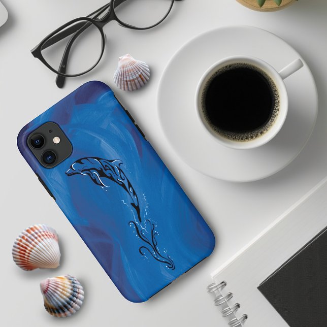 Blue Tribal Dolphin Case-Mate iPhone Hülle (Von Creator hochgeladen)
