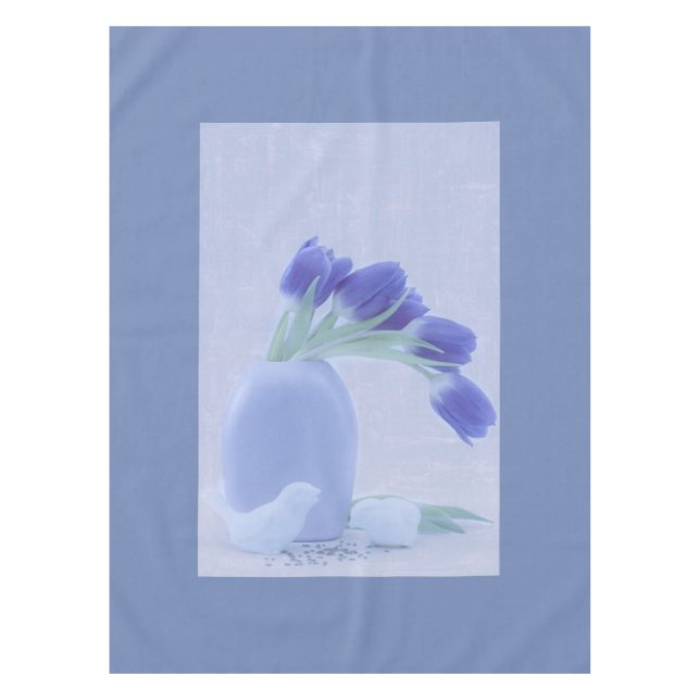 Blue Tulips Still Life Tischdecke (Vorderseite)