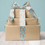 Blue Vintag Retro Santa Claus Weihnachten Satinband<br><div class="desc">Fügen Sie Ihren Urlaubsdekorationen eine nostalgische Touch mit diesem blauen Vintagen Weihnachtsstatusband hinzu. Dieses Ribbon mit seinem klassischen Santa Claus-Design und festlichen Schneeflocken vor einem soliden Hintergrund ist ideal für Geschenkverpackungen, Urlaubskunst, Kränze und vieles mehr. Der Retro-Stil und das lebhafte Design machen es zu einem hervorragenden Accessoire für die Gestaltung...</div>