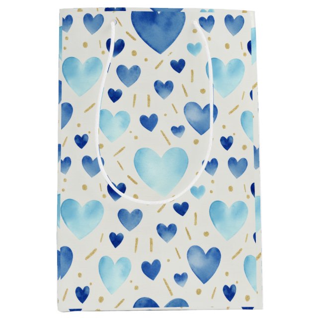 Blue Watercolor and Gold Glitter Hearts Pattern Mittlere Geschenktüte (Vorderseite)