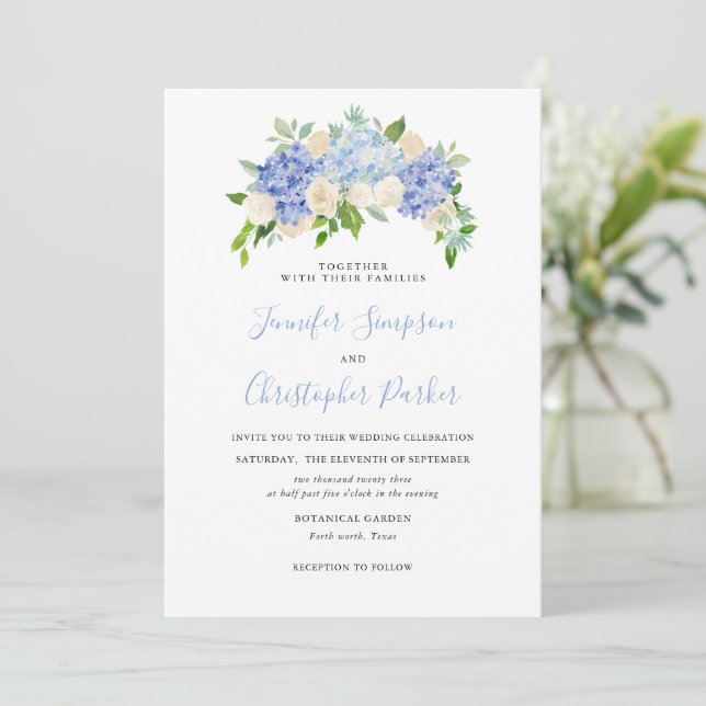 Blue Watercolor Hydrangea Hochzeitskarten Einladung (Stehend Vorderseite)