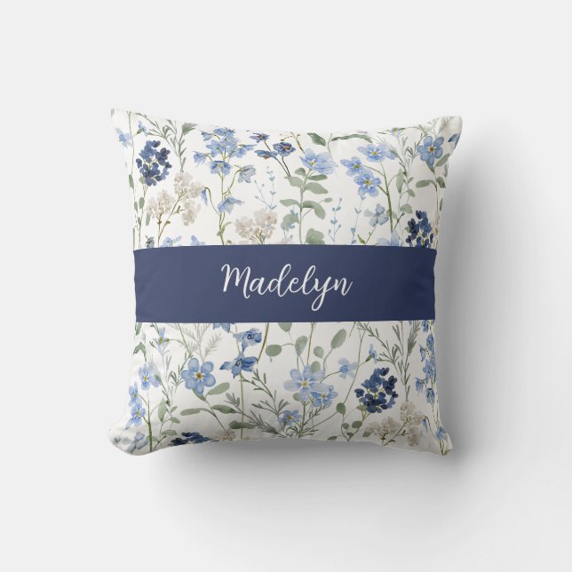 Blue Watercolor Wildflower Monogram Name Kissen (Vorderseite)