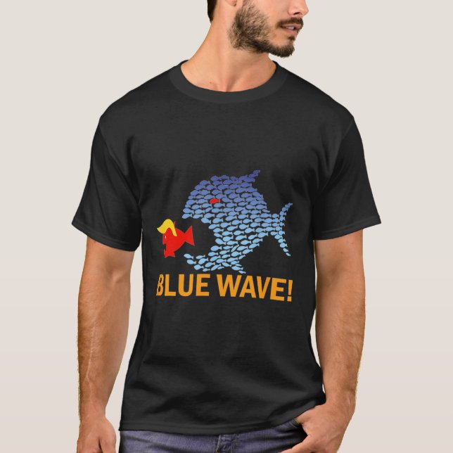 Blue Wave 2024 Funny Big Fish Little Fish Trum T-Shirt (Vorderseite)