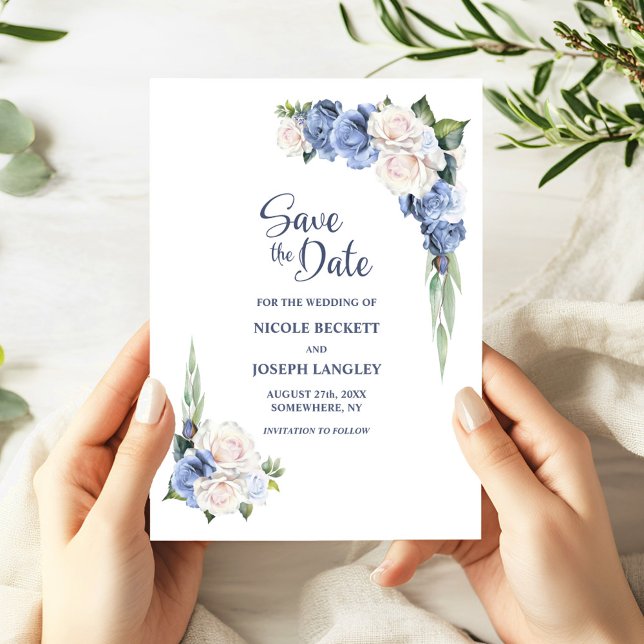 Blue White Floral Wedding Save the Date (Von Creator hochgeladen)