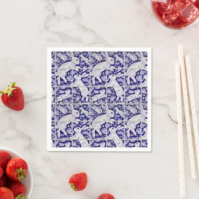 Blue White Fun Bunny Rabbit Tile Paisley Garden Serviette (Beispiel)