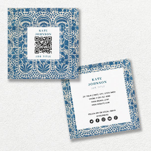 Blue White Geometric QR Code Social Media Icons Quadratische Visitenkarte