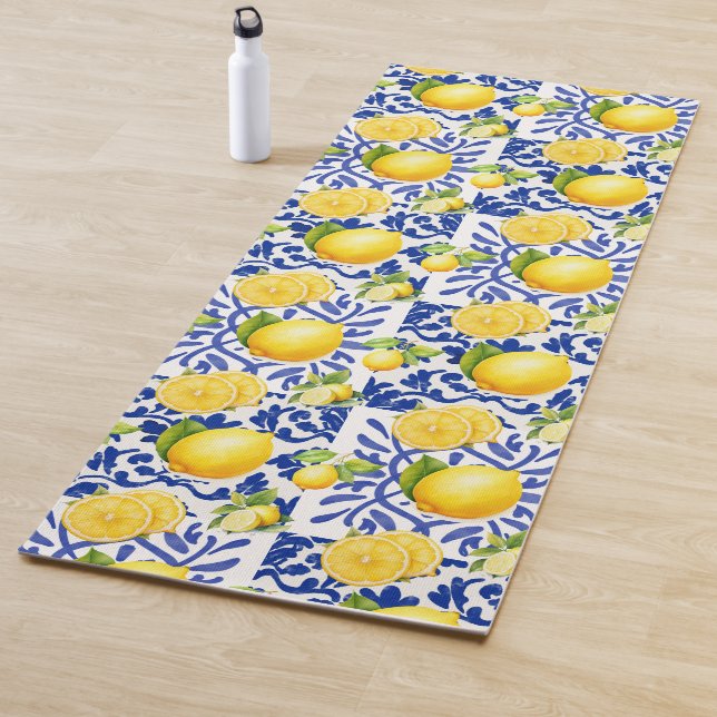 Blue White Lemon Tile Pattern Mediterranean Citrus Yogamatte (Beispiel)