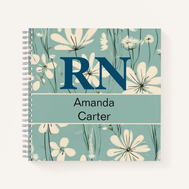 Blue White Modern Daisy Personalisiert Name RN Nur Notizbuch (Vorderseite)