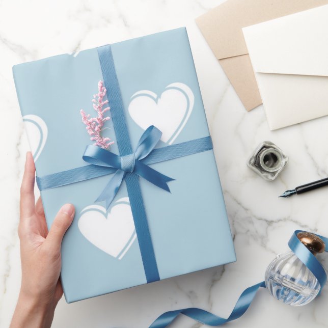 Blue White Niedlich Simple Heart Pattern Geschenkpapier (Schenken)
