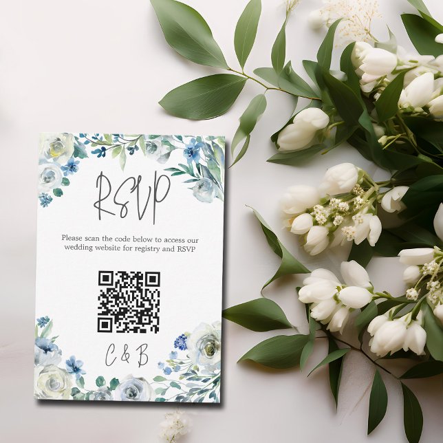 Blue White Peony Floral Spring Wedding QR Code RSVP Karte (Von Creator hochgeladen)