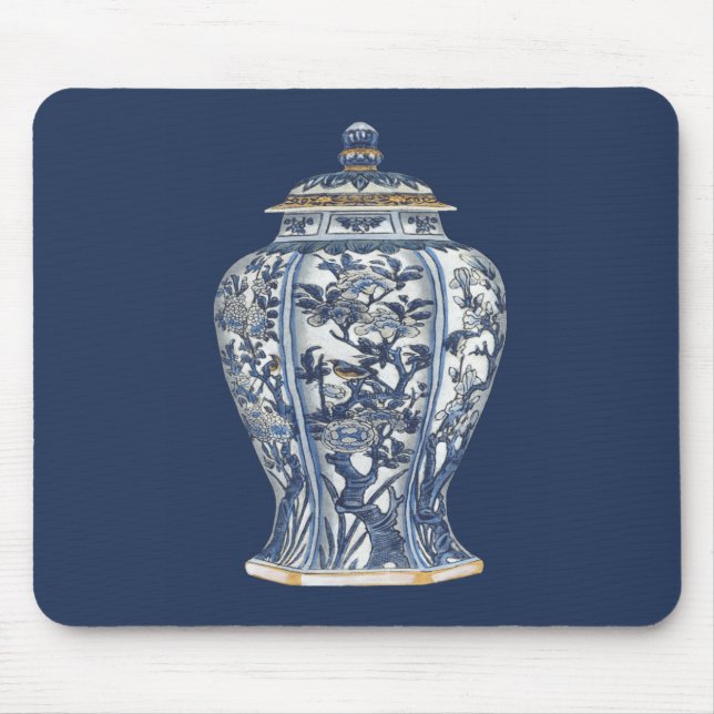 Blue & White Porcelain Vase von Vision Studio Mousepad (Vorne)