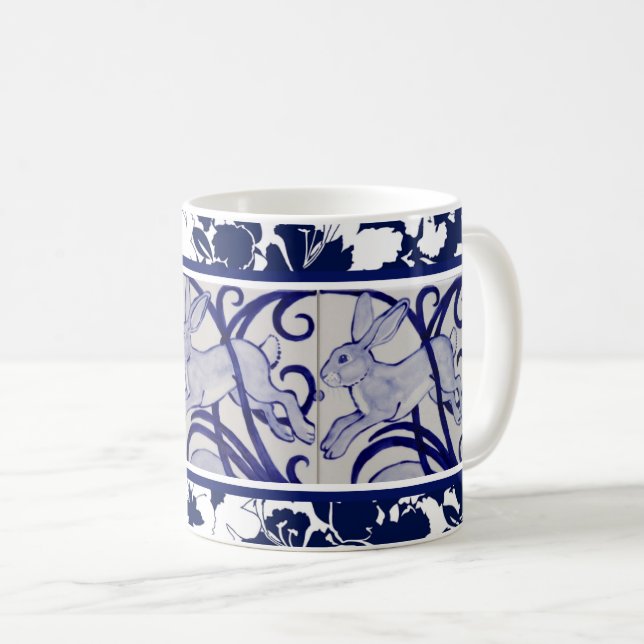 Blue & White Rabbit Hare Bunny Art Deco Tropisch Kaffeetasse (VorderseiteRechts)