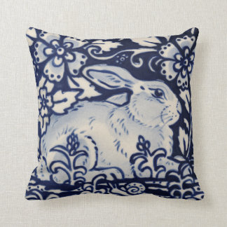 Blue White Restrabit Hare Navy Chinoiserie Kissen