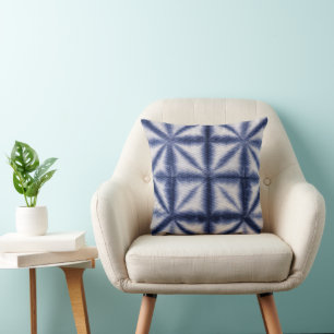 Blue & White Shibori Shapes Gefärbte Krawatte Mono Kissen