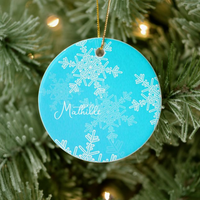Blue White Snowflakes Minimalistischer Weihnachtsn Keramik Ornament (Baum)