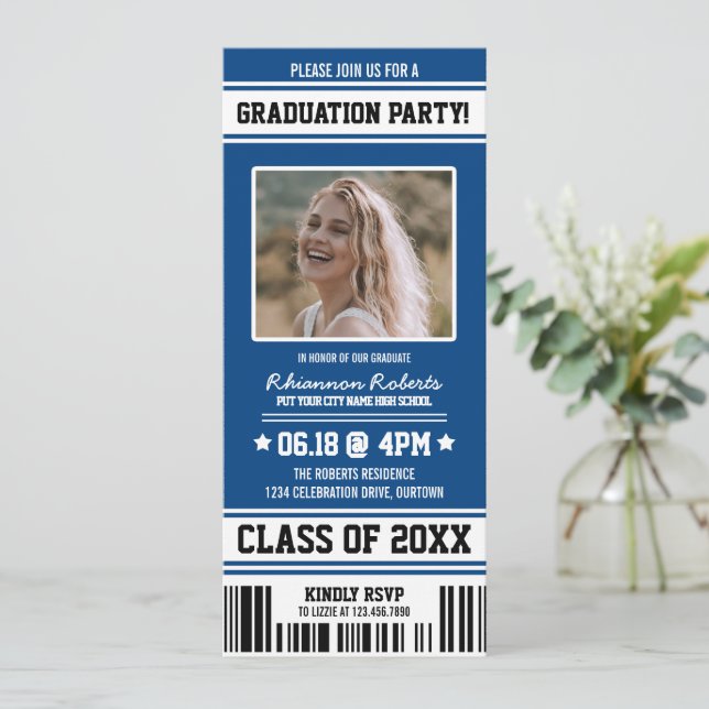 Blue|White Sporty Graduation Party Ticket Einladung (Stehend Vorderseite)