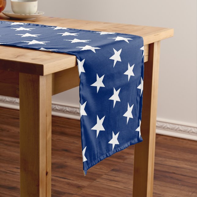 Blue White Stars Patriotic Wide Long Table Runner Großer Tischläufer (Beispiel)