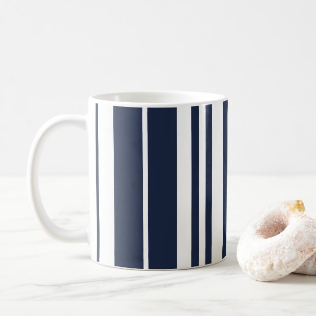 Blue White Stripes Beach House Kaffeetasse (Mit Donut)