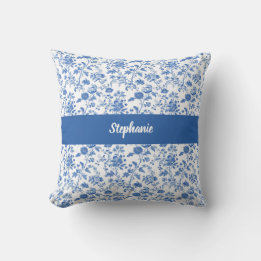 Blue White Vintage Floral Personalized Name Kissen