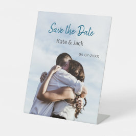 BLUE WHUE CLASSIC SCAN SAVE THE DATE SOCKELSCHILD