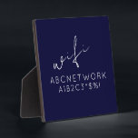 Blue WiFi Password Sign Plaque mit Easel Fotoplatte<br><div class="desc">Vergessen Sie nie wieder Ihr WiFi-Passwort mit dieser stilvollen navy blauen WiFi-Passwort-Schild. Mit einer Größe von 5, 25 x 5, 25 Zoll weist diese Plakette ein sauberes und modernes Design auf, mit einem Skript und einfachen Schriften, die leicht lesbar sind. Das Schild ist mit einem Ständer versehen, der eine einfache...</div>