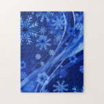 Blue Winter Snowflakes Weihnachten Puzzle<br><div class="desc">Blaues Weihnachtsdesign mit dekorativen Wintern-Wirbel und Schneeflocken.</div>