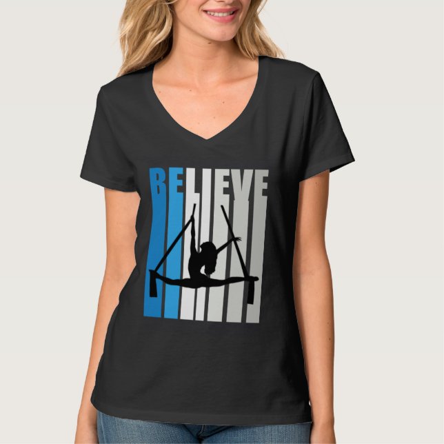 Blue Womens Believe Air Dancer Motivational Retro  T-Shirt (Vorderseite)