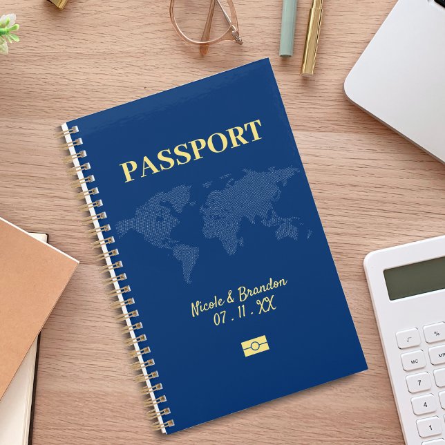 Blue & Yellow Passport-Hochzeit in Urlaubsort Planer (Blue & Yellow Passport Destination Wedding Planner)