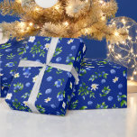 Blueberries and Foliage Pattern Geschenkpapier<br><div class="desc">This fun and whimsical wrapping paper is versatile and can be used for giving gifts or art and craft projects. It is ideal for any occasion such as birthdays,  weddings,  bridal showers,  baby showers,  anniversaries or general gifts. The design features watercolor blueberries,  daisies and foliage.</div>