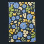 Bluebirts und Blume Geschirrtuch<br><div class="desc">Dieses hübsche Frühlingsblumenmuster mit blauen Zebra-Primrosen-Blume,  Blattelementen und grünen Farn-Blätter sowie zwei fliegenden Bluebirds. Handgezeichnete,  originale Kunstwerke.</div>