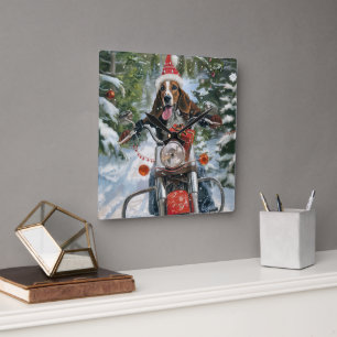 Bluetick Coonhound Dog Riding Motorrad Weihnachten Quadratische Wanduhr