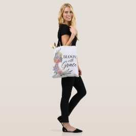 Blühen mit Grace Elegante Silhouette