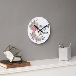 Blühen mit Grace Elegante Silhouette Runde Wanduhr