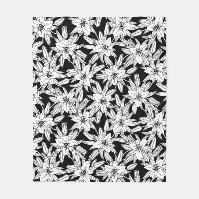 Blühende Lilien in Schwarz und Weiß  Fleecedecke (Vorderseite)