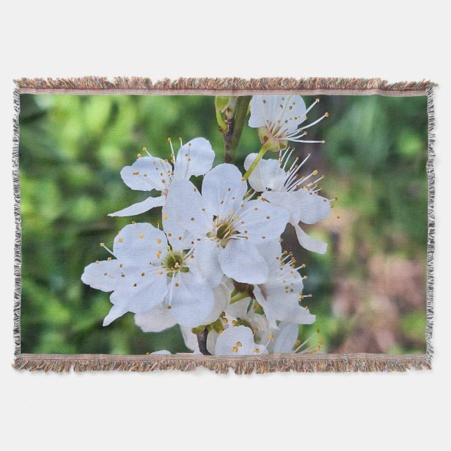 Blühender Baum im Frühling Rumänien – Blütenfotogr Decke (Vorderseite)