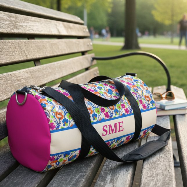 Blühender, heller Garten, botanische Wochenendtasc Duffle Bag (Whimsical bright floral monogram gym bag)