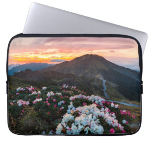 Blühender Taroko Nationalpark des Rhododendron- Laptopschutzhülle
