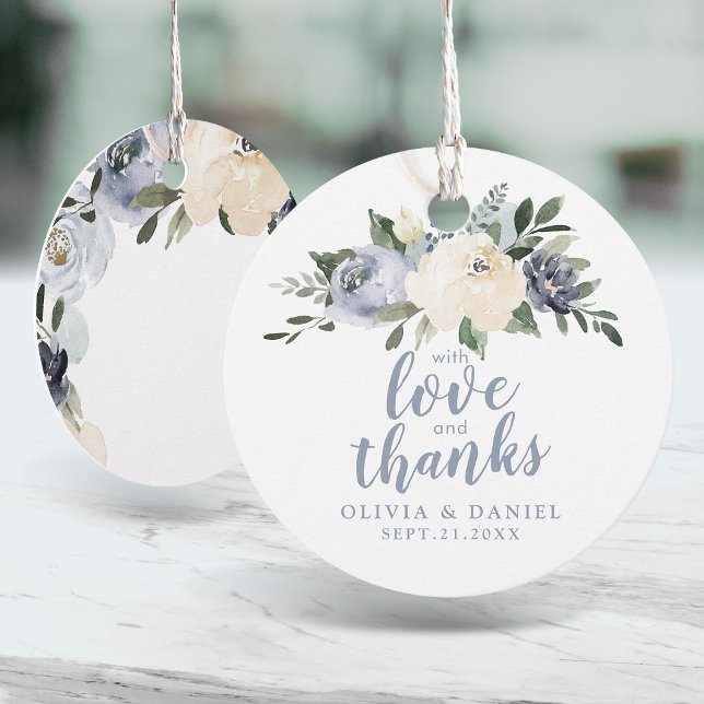 Blühendes botanisches staubblaues Blau mit Liebe u Geschenkanhänger (Blooming botanical dusty blue with love and thanks favor tags)