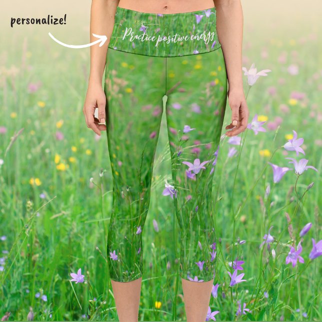 Blume auf der Wiese Capri Leggings (Von Creator hochgeladen)
